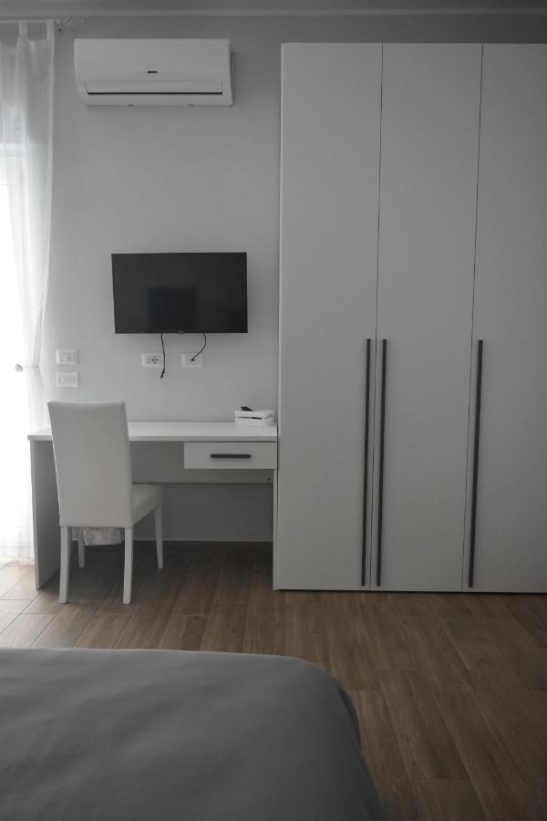 Armonia Family B&B Crotone Bagian luar foto